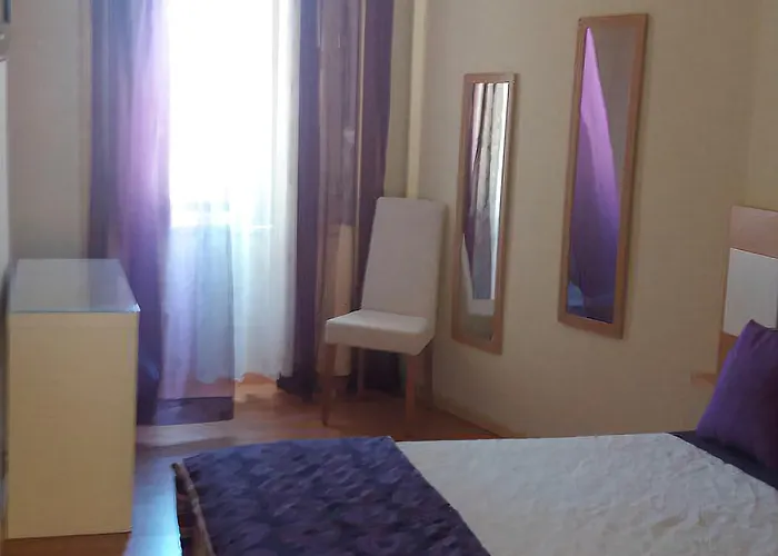 Πανσιόν Marques